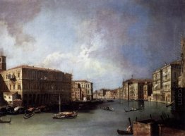 grand canal looking north from nethe rialto bridge