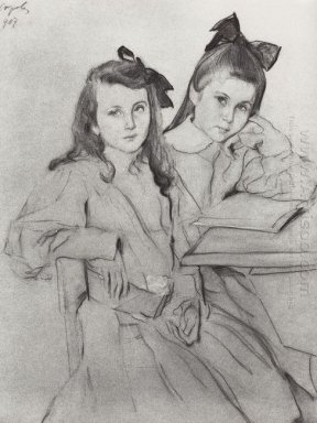 Flickor N A Kasyanova och T A Kasyanova 1907
