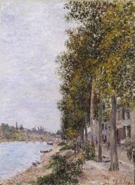 road along the seine at saint mammes