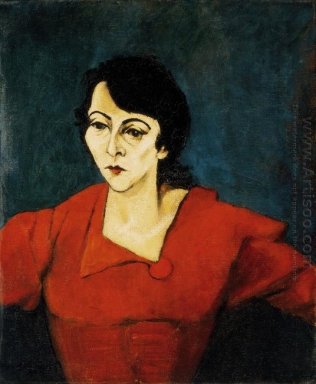 Mujer en rojo con fondo verde