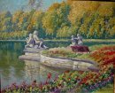 Lago e jardins com Statuary Paisagem