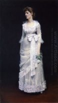 Señora en el vestido blanco